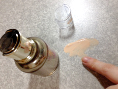 3.When and where is best to do makeup?